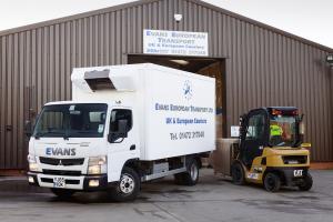 Mitsubishi Fuso Canter 7C15 Eco Hybrid (FE7) (UK) '2012